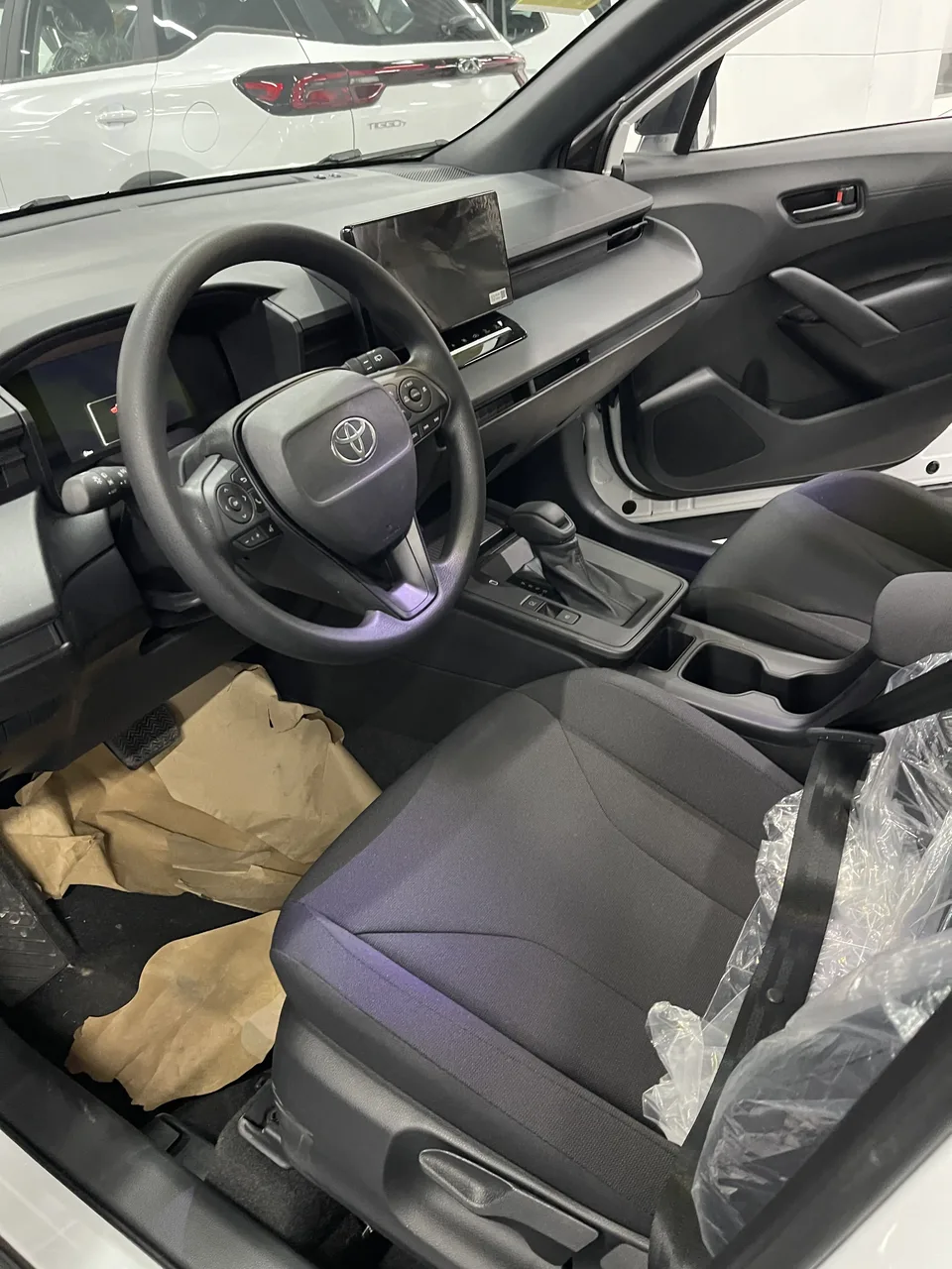 Toyota CorollaCross 2026 Toyota Corolla 2.0L CVT Pioneer Edition 2026 — миниатюра 4
