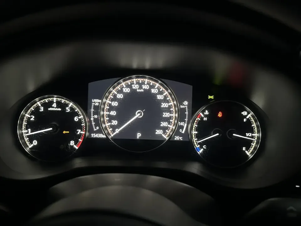Mazda Axela 2.0L Automatic Quality Edition 2024 — миниатюра 5