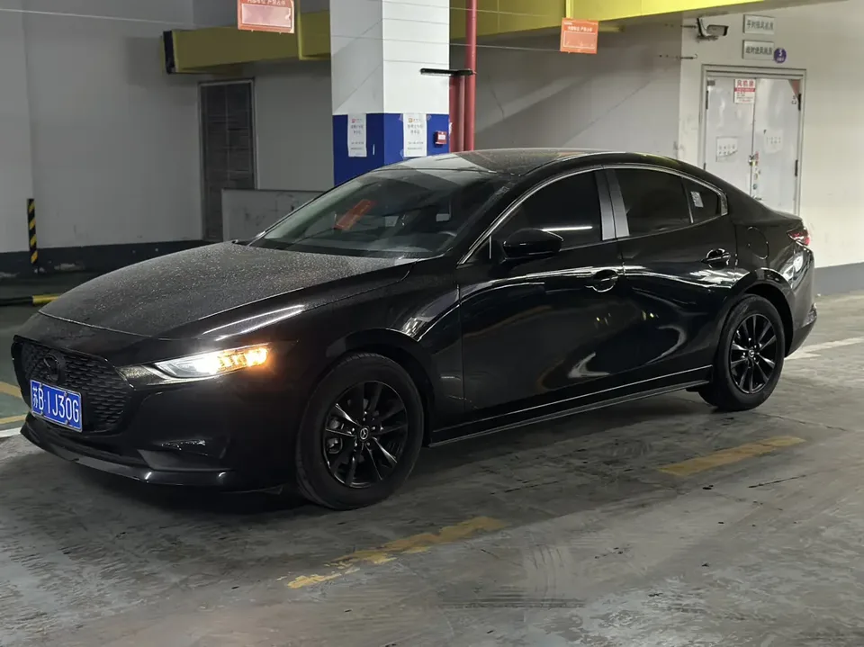 Mazda Axela 2.0L Automatic Quality Edition 2024 — фото 1, купить с доставкой в Москву