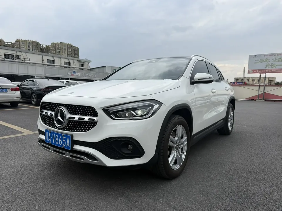 Mercedes-Benz GLA 2023
