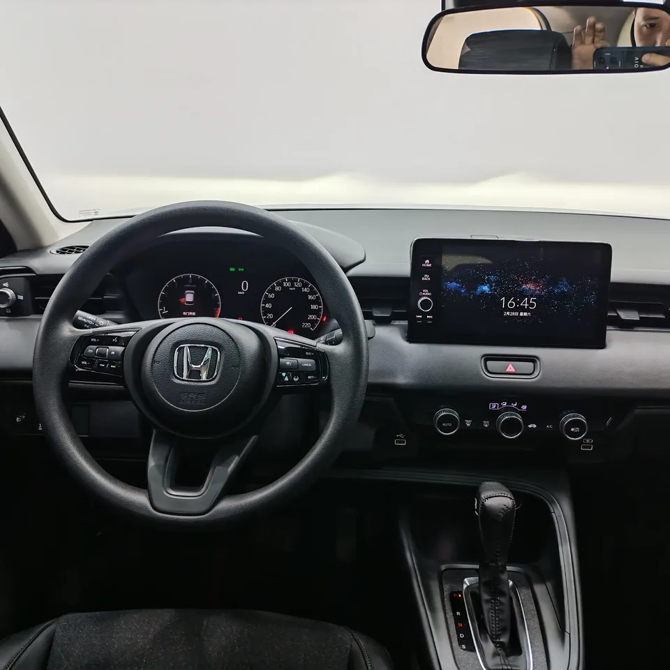 Honda VEZEL 1.5L CVT technology version 2023 — миниатюра 3