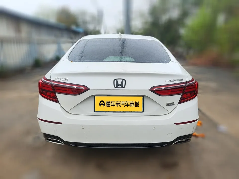 Honda Inspire 2022 Insignia 260TURBO Elegant Edition 2022 — миниатюра 2