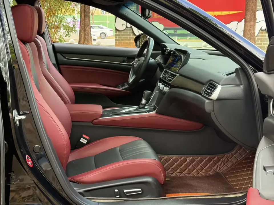 Honda Inspire 2022 Insignia 260TURBO Fine Edition 2022 — миниатюра 5