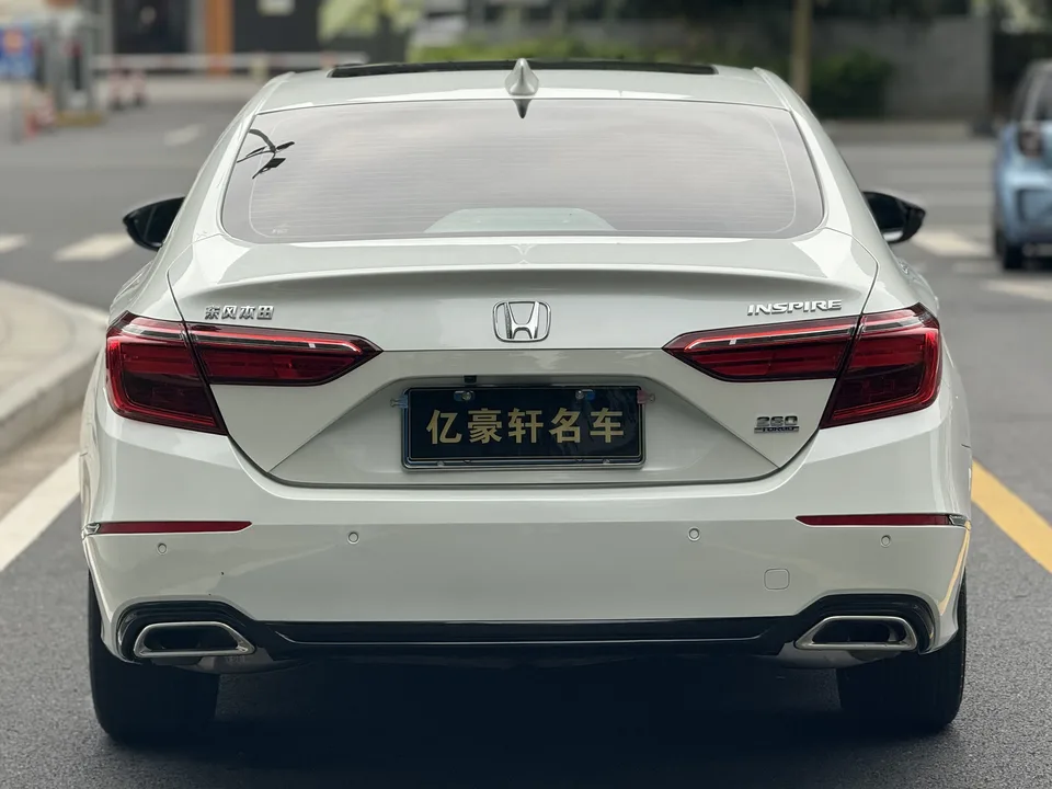 Honda Inspire Yingshipai 2022 260TURBO Premium Edition 2023 — thumbnail 2