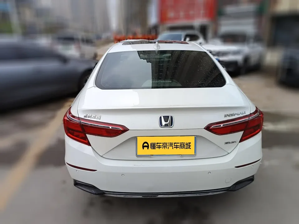 Honda Inspire 2022 Insignia Hybrid 2.0L Pure Edition 2023 — миниатюра 5