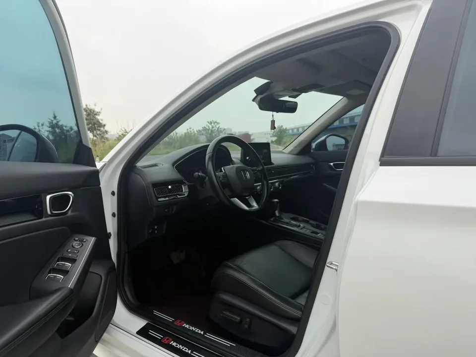 Honda Integra Style 2022 Stylish 2022 240TURBO CVT Fantasy NightLuxury Edition 2023 — thumbnail 4