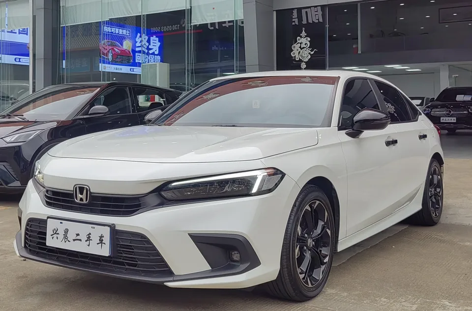 Honda CIVIC 2024