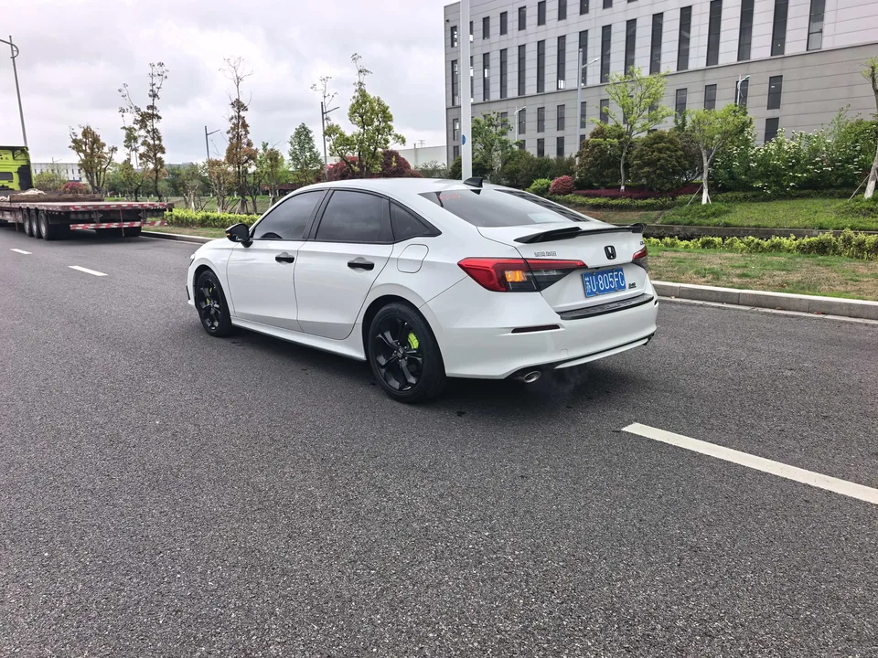 Honda CIVIC Civic 240TURBO CVT Dynamic C-position Customer Special Edition 2023 — миниатюра 2