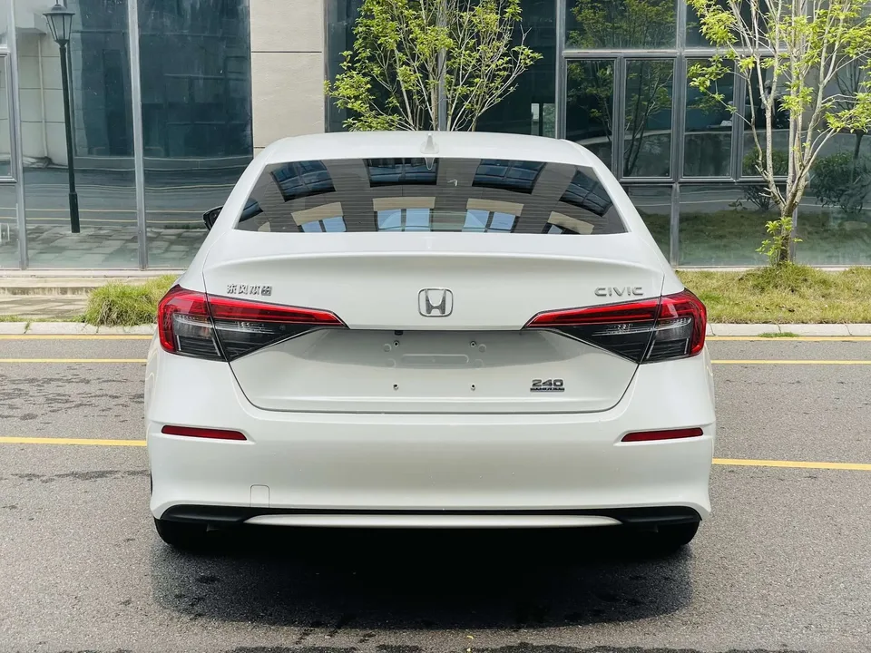 Honda CIVIC Civic 240TURBO CVT Power Edition 2024 — миниатюра 2
