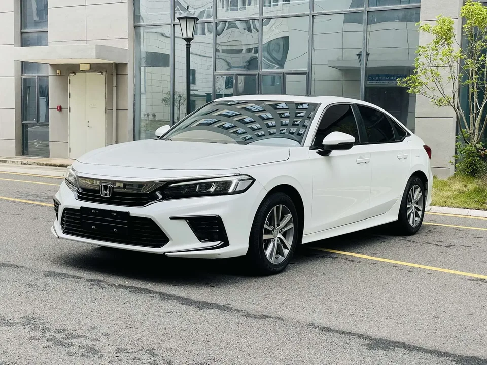 Honda CIVIC 2024