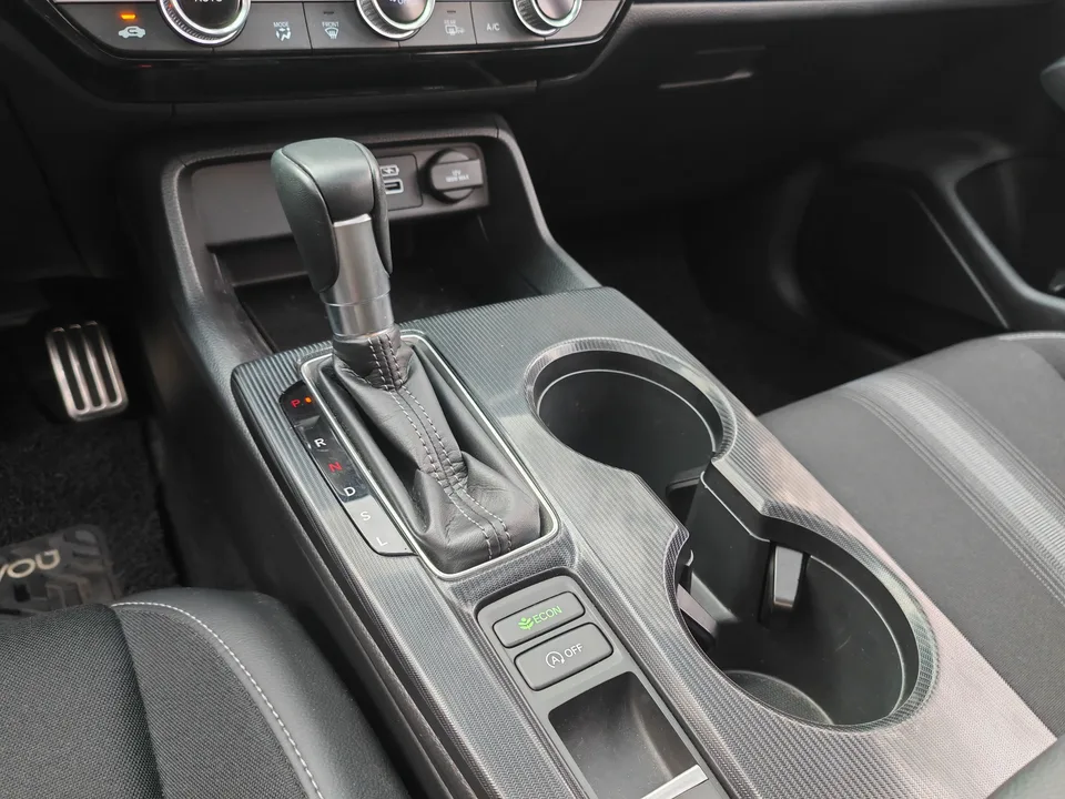 Honda CIVIC 2023 Civic HATCHBACK 240TURBO CVT Extreme Edition 2023 — миниатюра 4