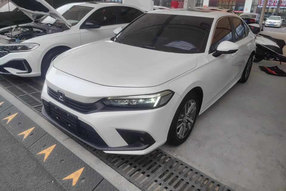 Honda CIVIC 2023