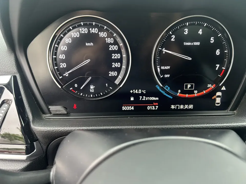 BMW 1 Series facelift 120i M Sport Night Edition 2022 — миниатюра 3