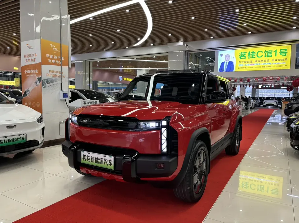 iCAR 03T 2025