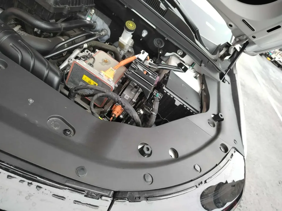 Jietu Shanhai JETOUR SHANHAI L7 1.5TD DHT MAX+ 2025 — миниатюра 3
