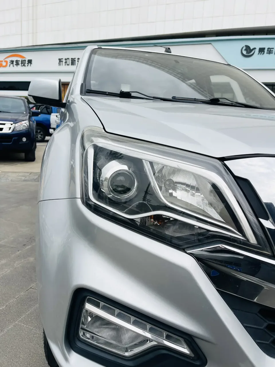 Isuzu RE-MAX Ruimai 2022 2.8T classic four-wheel drive diesel comfort long-axis version JE493ZLQ6E 2022 — миниатюра 4