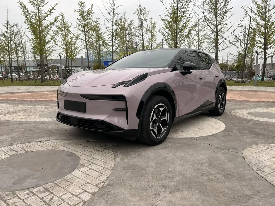 Zeekr X 2025