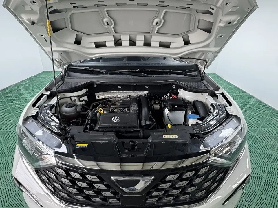 Jetta VS7 280TSI automatic aggressive version 2023 — миниатюра 3