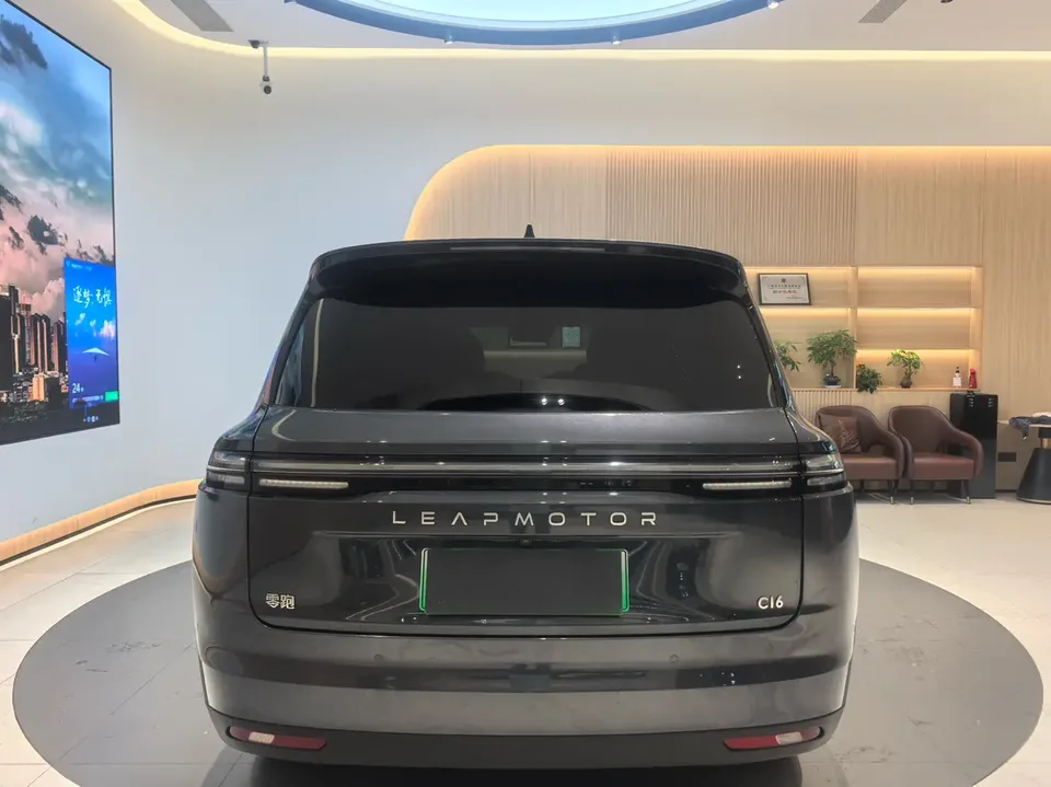 Leapmotor C16 Extended Range 200 LiDAR Edition 2024 — миниатюра 2