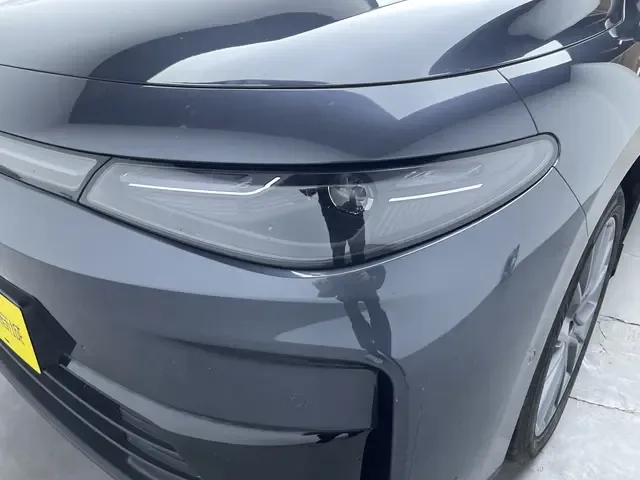 Leapmotor Zero running C10 Extended Range 210 Intelligent Edition 2024 — миниатюра 5