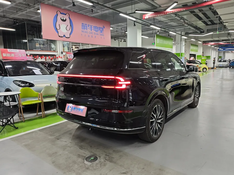 Changan Qiyuan Q07 215 Flagship PLUS 2025 — миниатюра 2