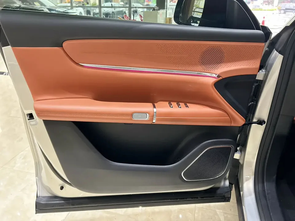 Changan Qiyuan Q07 215 Flagship PLUS 2025 — миниатюра 3