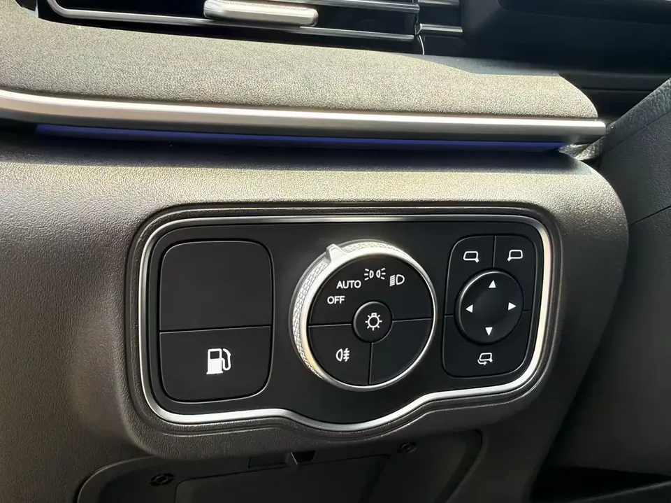 Chery Fengyun A8L Fengyun A8L 2025 145km Luxury Model 2024 — миниатюра 5