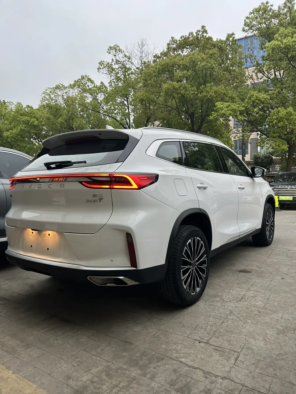 Exeed TXL Xingtu Lingyun 2024 Lingyun 300T 2WD Xingyao Edition 2024 — миниатюра 2