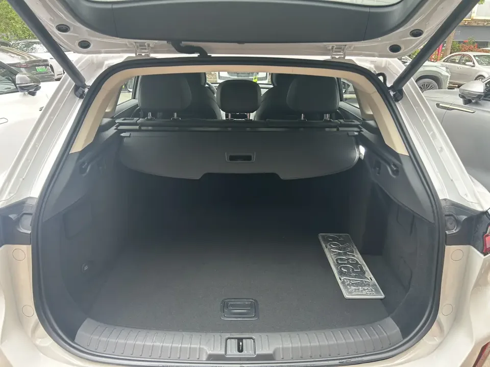 Exeed TXL Xingtu Lingyun 2024 Lingyun 300T 2WD Xingyao Edition 2024 — миниатюра 4