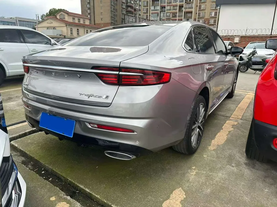 Geely Preface Xing Rui 2023 2.0T Premium 2022 — thumbnail 2