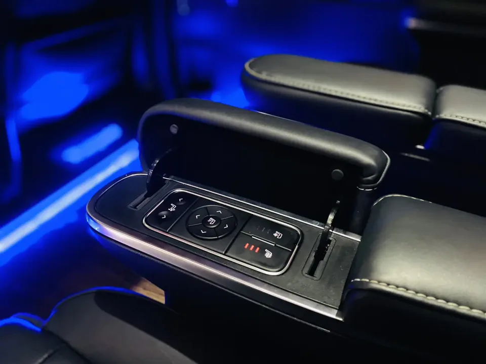 GAC Trumpchi M8 Trumpchi M8 2023 Lingxiu Series 390T Premium Edition 2023 — thumbnail 4