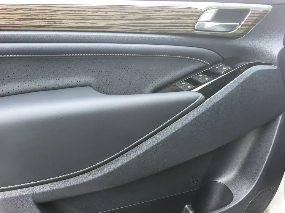 GAC Trumpchi M8 Lingxiu Series 390T Premium Edition 2024 — миниатюра 3