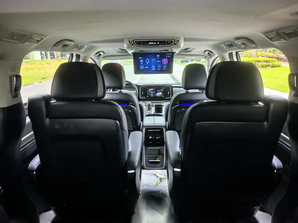 GAC Trumpchi M8 Lingxiu Series 390T Premium Edition 2024 — миниатюра 5