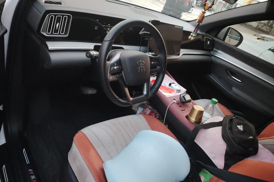 BYD Song Pro DM Second Generation Intelligent Driving Edition DM-i 75KM Leading Edition 2025 — миниатюра 3