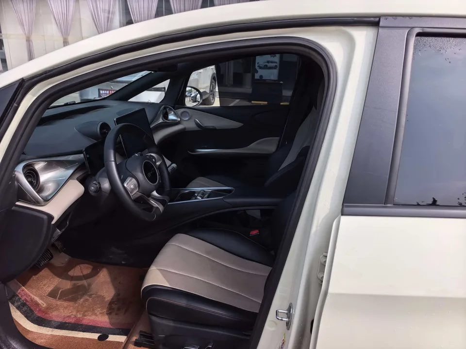 BYD Dolphin dolphin 2025 420KM Free Edition 2025 — thumbnail 4