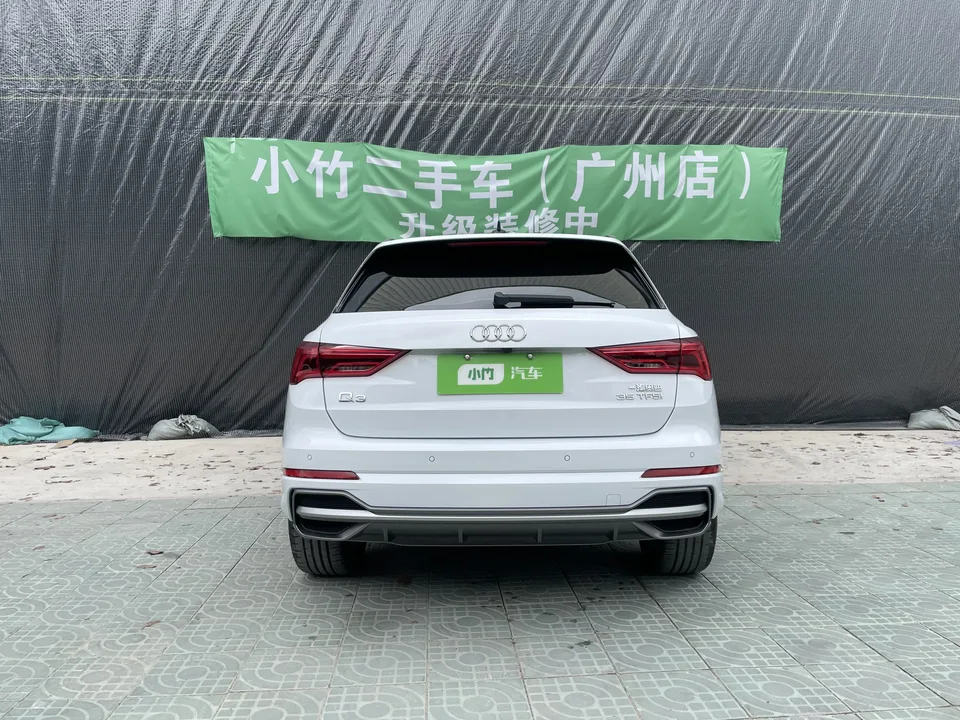 Audi Q3 Audi Q3 2022 35 TFSI Fashionable and Dynamic 2022 — миниатюра 2