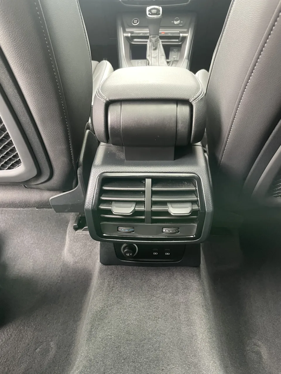 Audi Q3 Audi Q3 2022 35 TFSI Fashionable and Dynamic 2022 — миниатюра 4