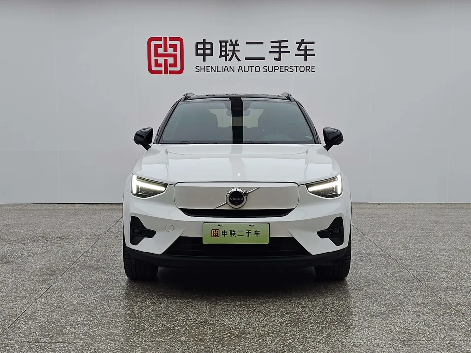 Volvo XC40 EV 2024