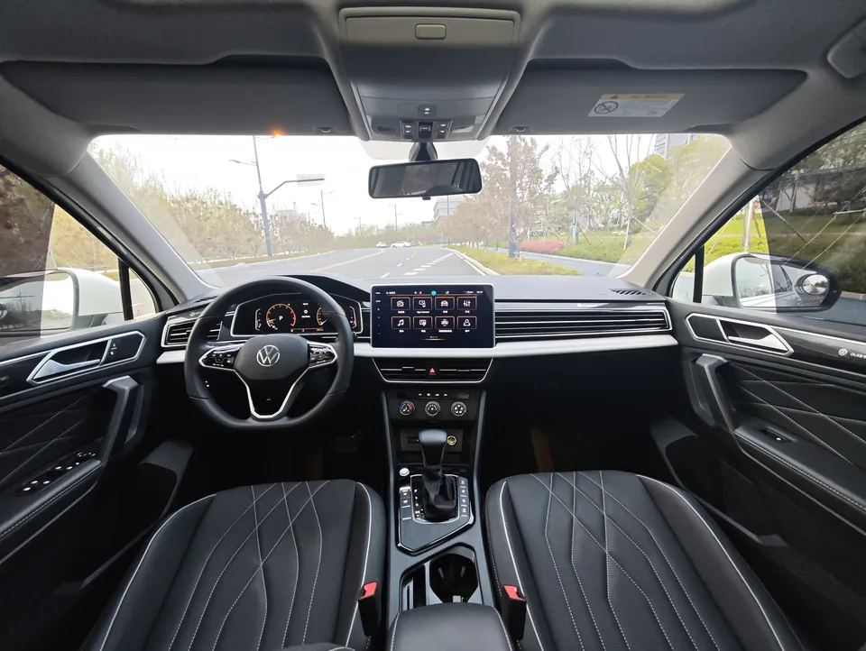 Volkswagen Tiguan L Tiguan L 2023 280TSI Chaochuang Limited Edition 2023 — миниатюра 5