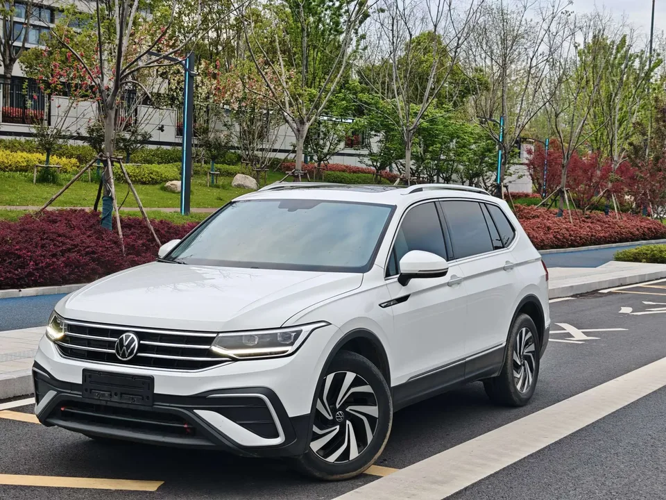 Volkswagen Tiguan L 2023