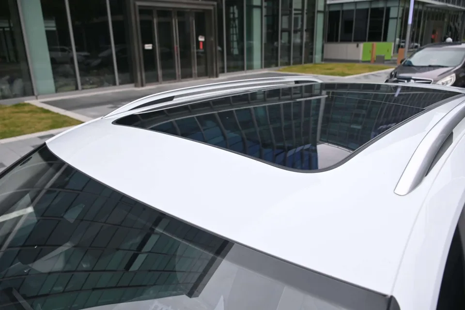 Volkswagen Tayron 300TSI 2WD Luxury Plus Advanced Edition 2023 — миниатюра 3