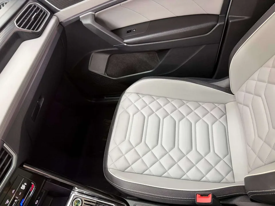 Volkswagen Tayron Tanyue 2023 280TSI 2WD Luxury Plus Advanced Edition 2022 — миниатюра 3