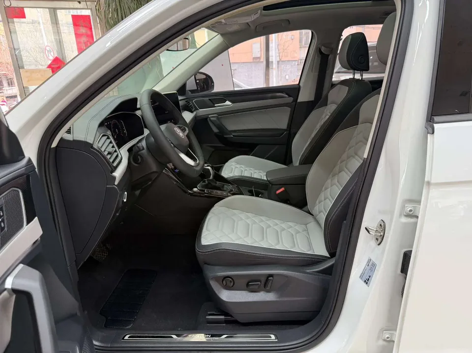 Volkswagen Tayron Tanyue 2023 280TSI 2WD Luxury Plus Advanced Edition 2022 — миниатюра 5