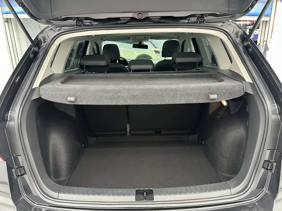 Volkswagen Tharu 280TSI 2WD Luxury Edition 2022 — миниатюра 5