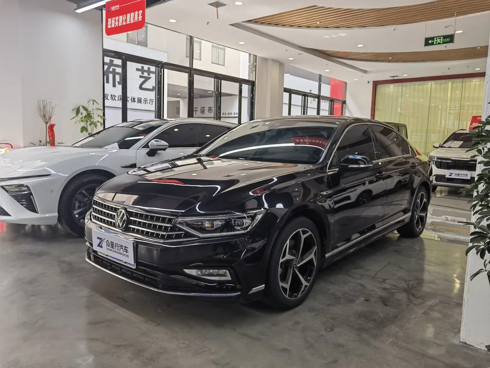 Volkswagen Magotan 2024