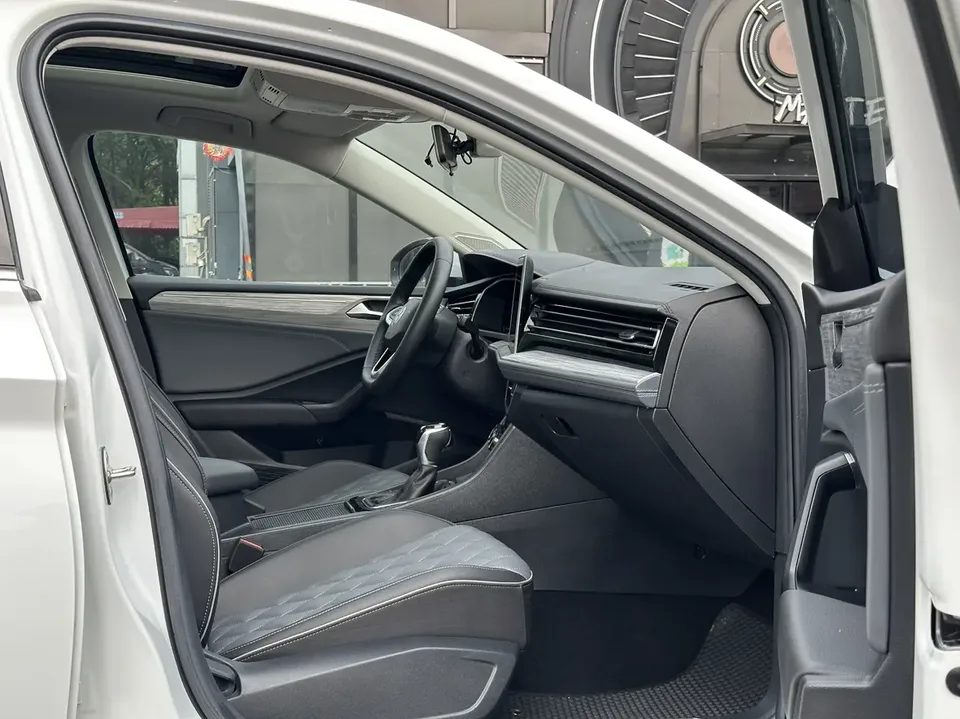 Volkswagen Sagitar 2023 Sagitar 280TSI DSG Beyond Edition 2023 — миниатюра 5