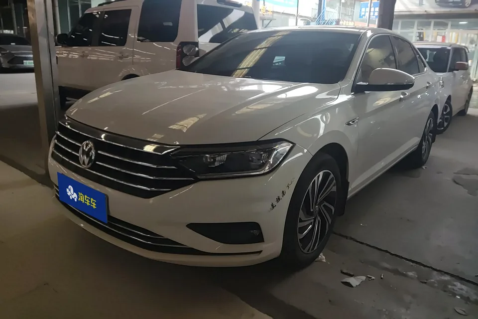 Volkswagen Sagitar 2022