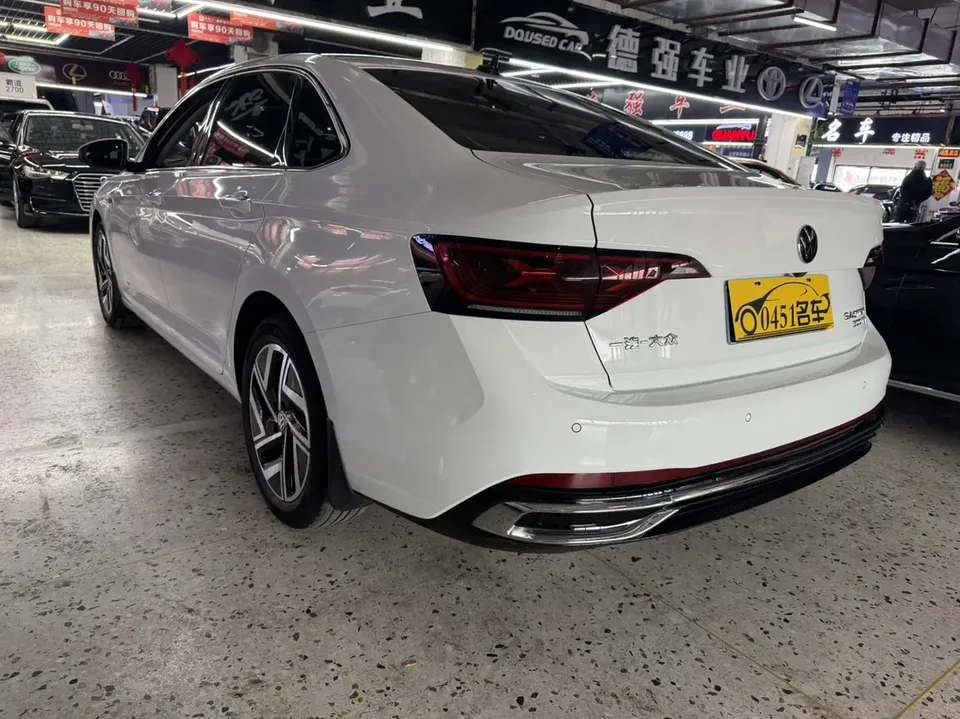 Volkswagen Sagitar 2023 Sagitar 300TSI DSG Beyond Edition 2023 — миниатюра 4
