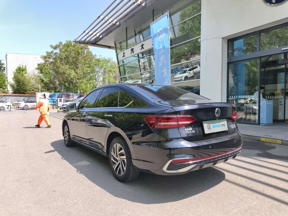 Volkswagen Lavida Lavida 2024 300TSI DSG Starry Sky Leading Edition 2024 — миниатюра 4