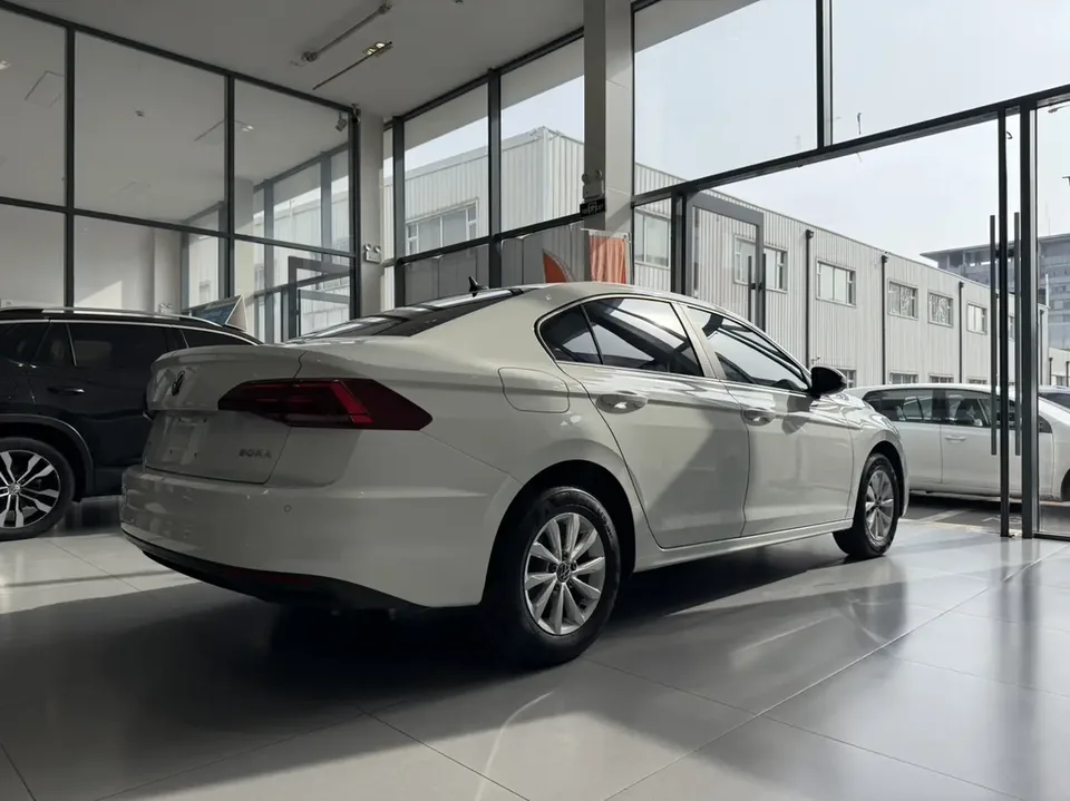 Volkswagen Bora Bora 2021 1.5L Automatic Fashion Smart Edition 2023 — thumbnail 5